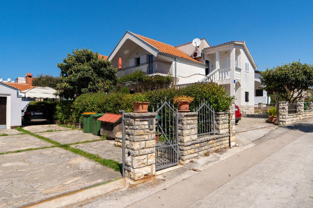 Apartment Nada Petrčane Zewnętrze zdjęcie