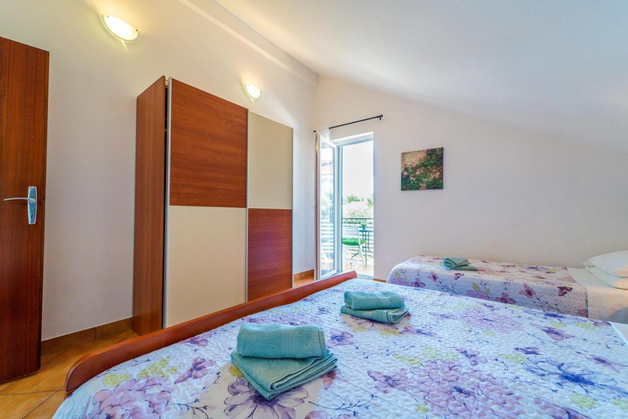 Apartment Nada Petrčane Zewnętrze zdjęcie